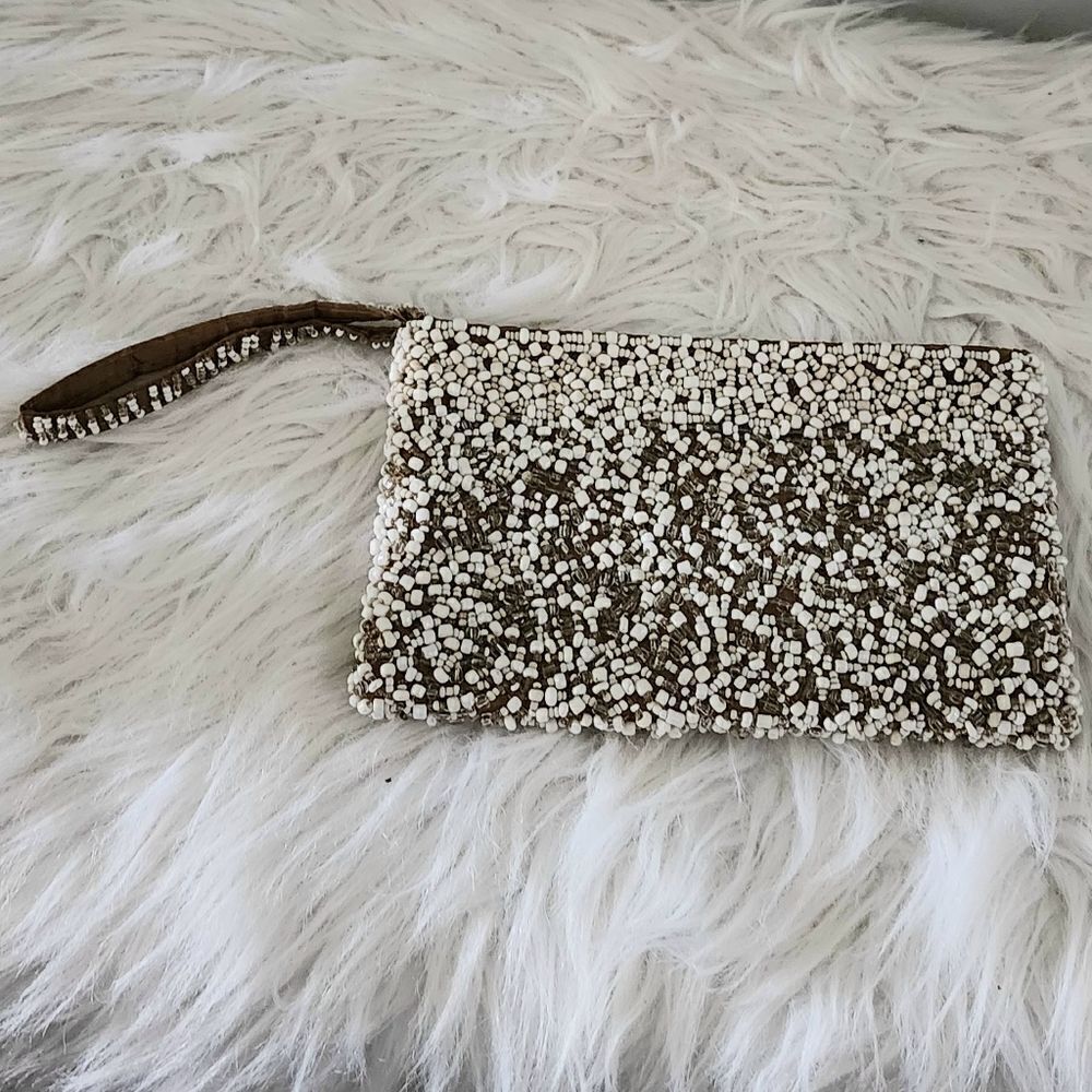 Beaded wristlet purse bag